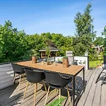 Awesome In Juelsminde With Kitchen Sonderby (Midtjylland)