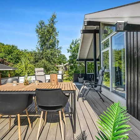 Awesome In Juelsminde With Kitchen Holiday home Sonderby (Midtjylland)