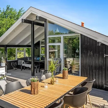 Tatil Evi Awesome In Juelsminde With Kitchen Sonderby (Midtjylland)