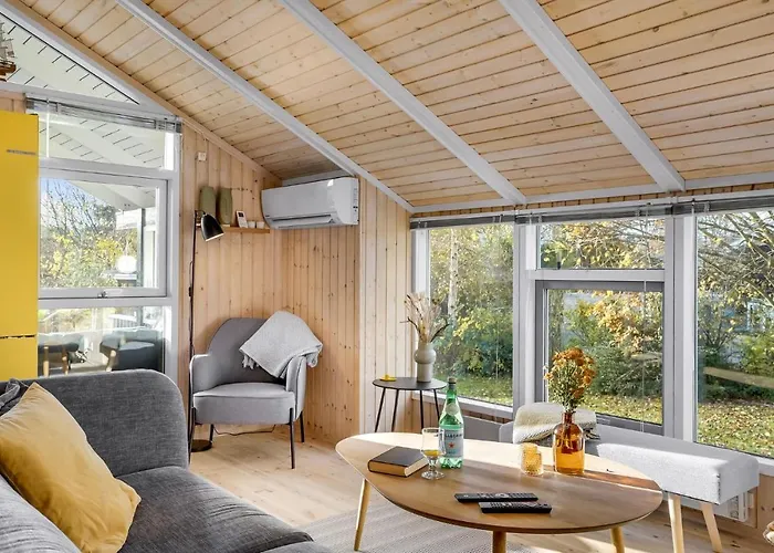 Vakantiehuis Awesome In Juelsminde With Kitchen *